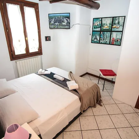 아파트 Guest House Formigine