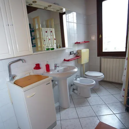 Guest House Formigine * 포르미지네