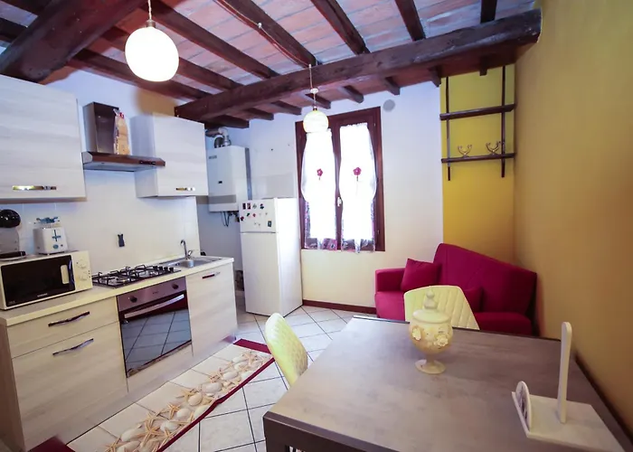 Guest House Formigine * فورمجيني